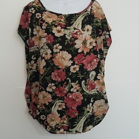 Colorswatch Tops - Colorswatch 2XL Floral Blouse